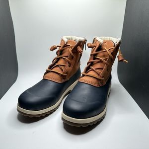 NIB!! Sperry Women's Maritime Repel Snow Boot, Sz 6, Tan/Navy